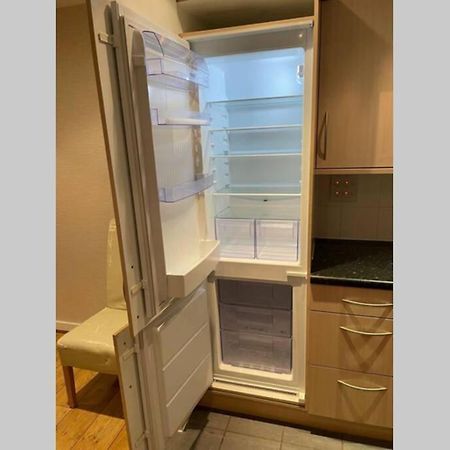 Luxurious & Cosy Apartment In Surrey Weybridge Esterno foto